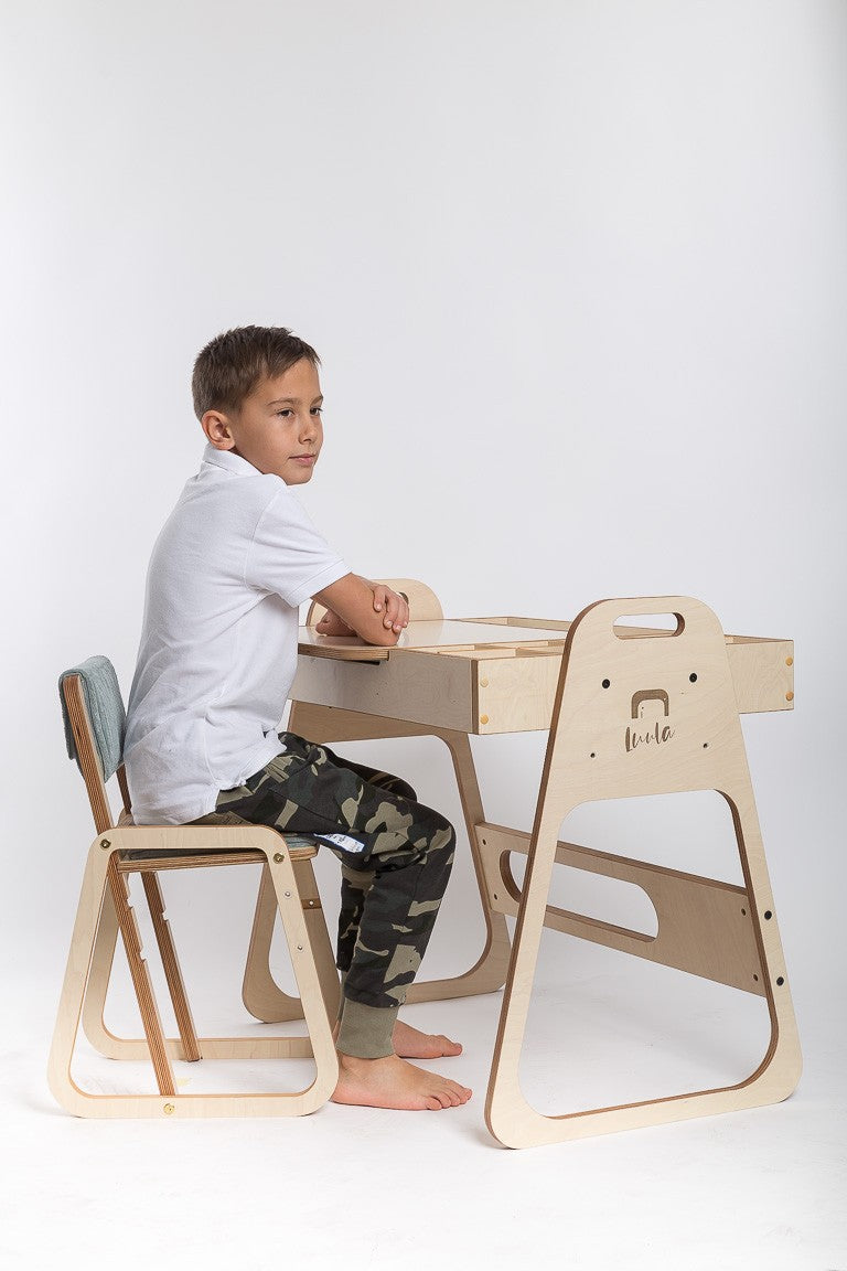Adjustable Children Montessori Table and Chair Set Julle - Mint Green