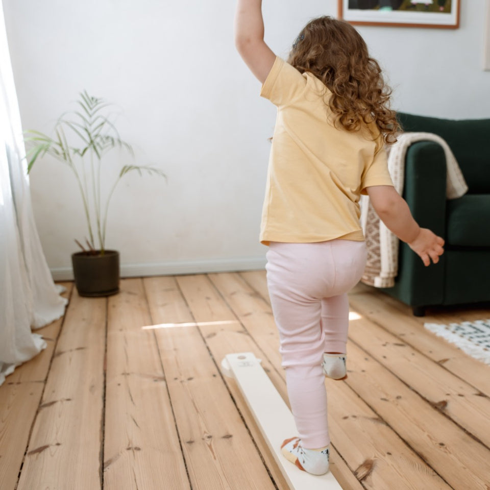 TipiToo® Solo Single Double-Sided Balance Beam With Lines